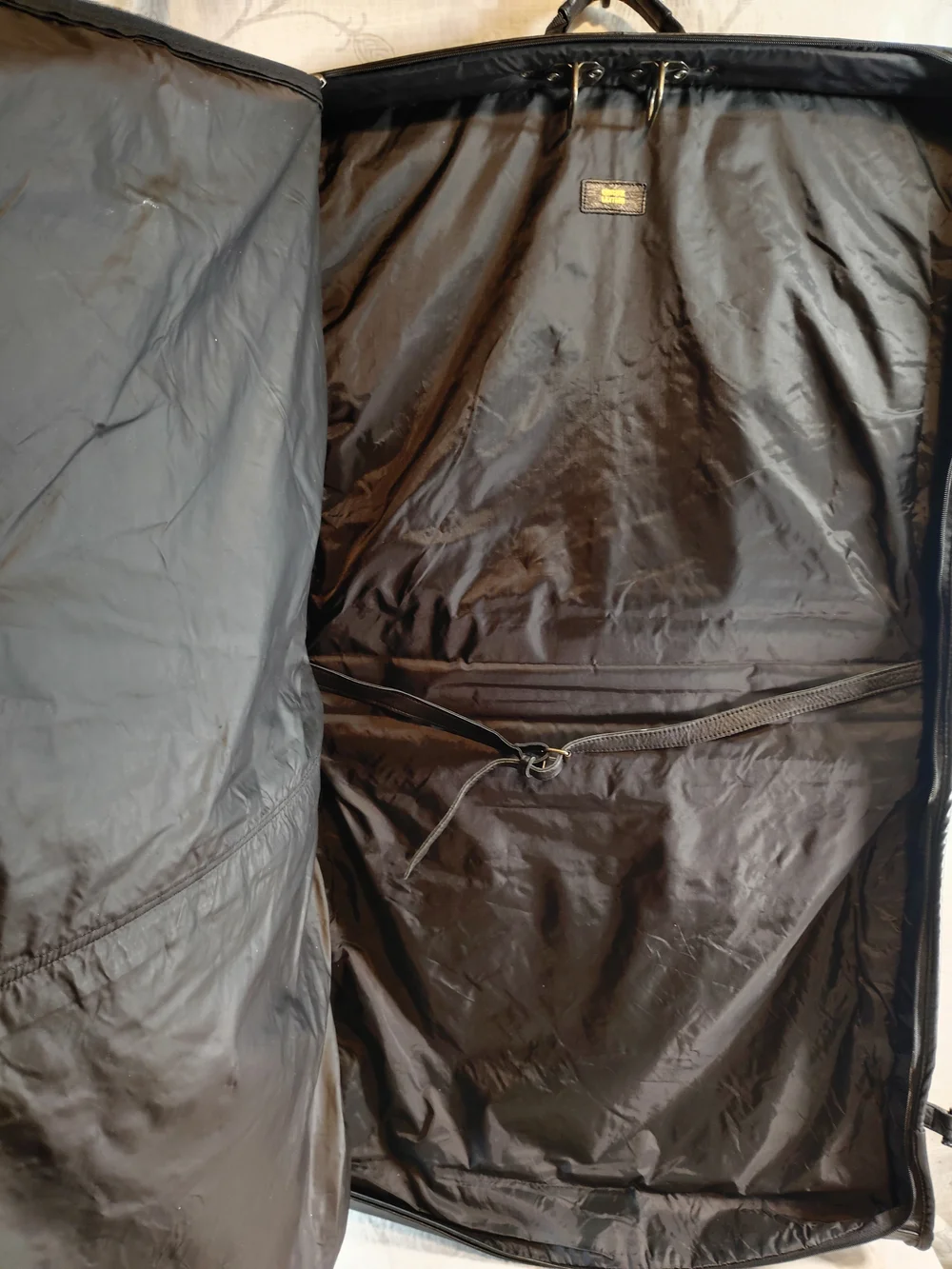 Carlo Amboldi Black Genuine Leather Garment Bag